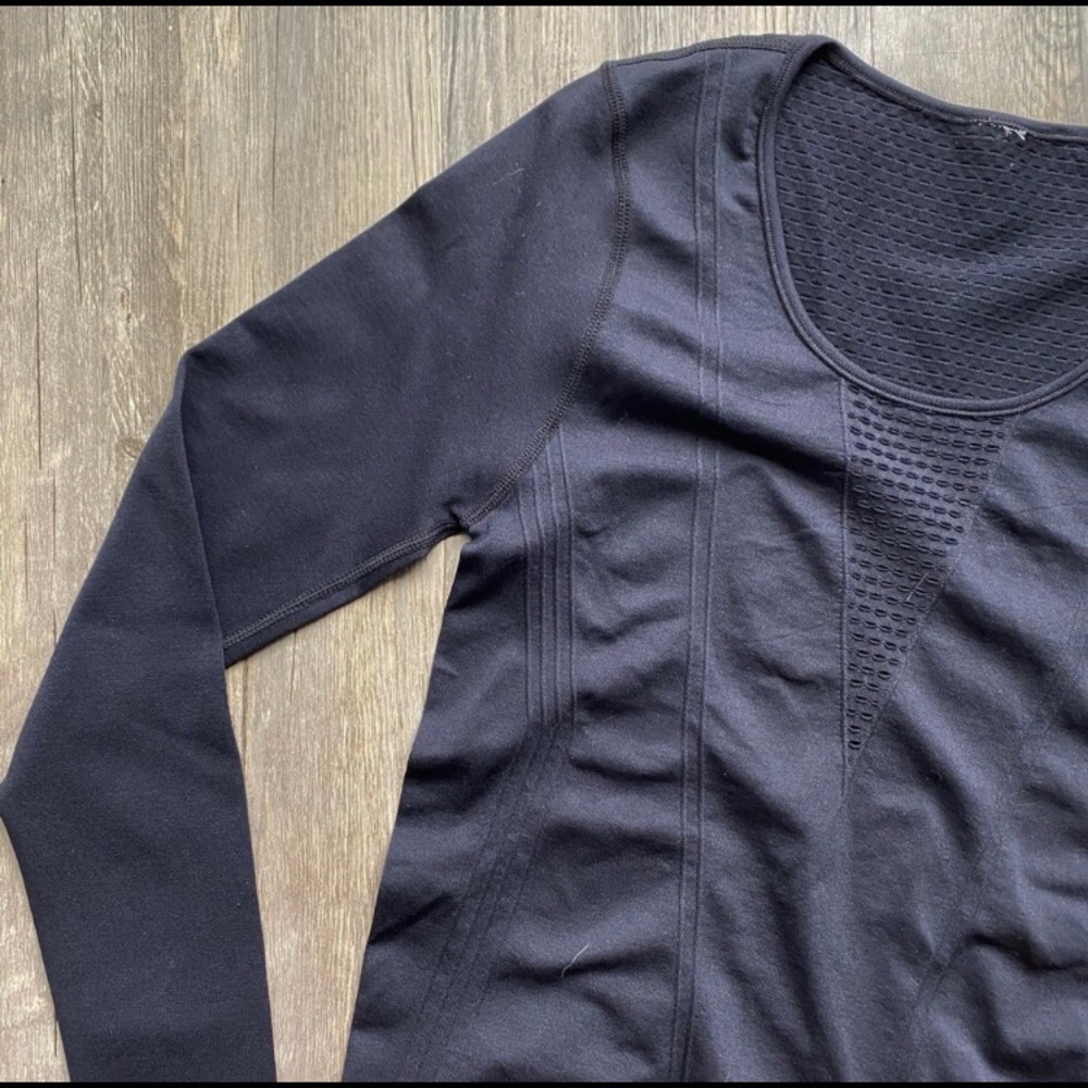 Fabletics black workout top